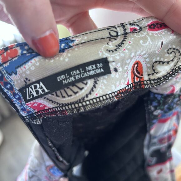 Zara Vibrant Colorful Quilted Boho Hippie Mini Skirt - Large - Picture 9 of 10